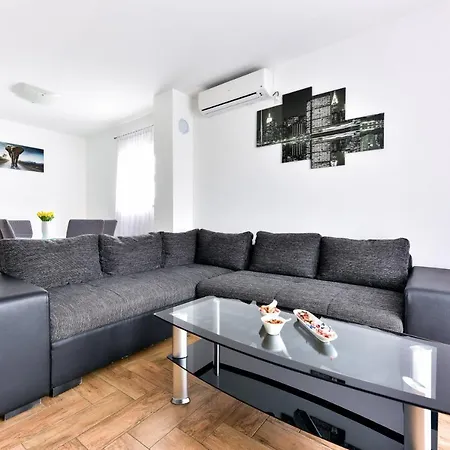 Visnjik Apartman *